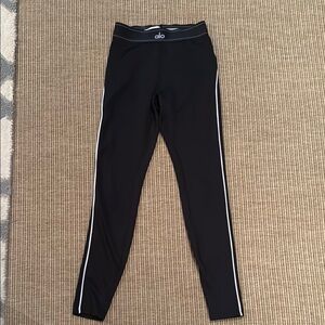 ALO Yoga Airlift High Waist Leggings